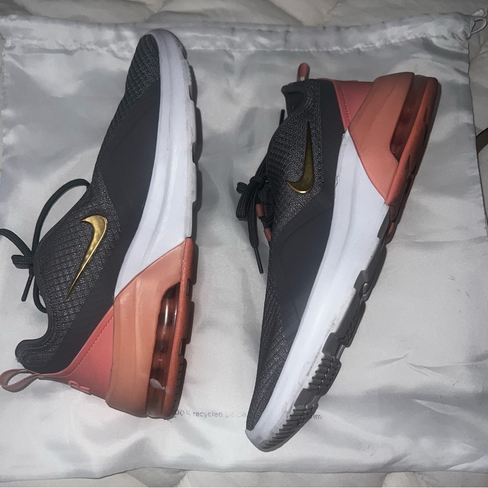 Nike Women's Gray and Pink Sneakers